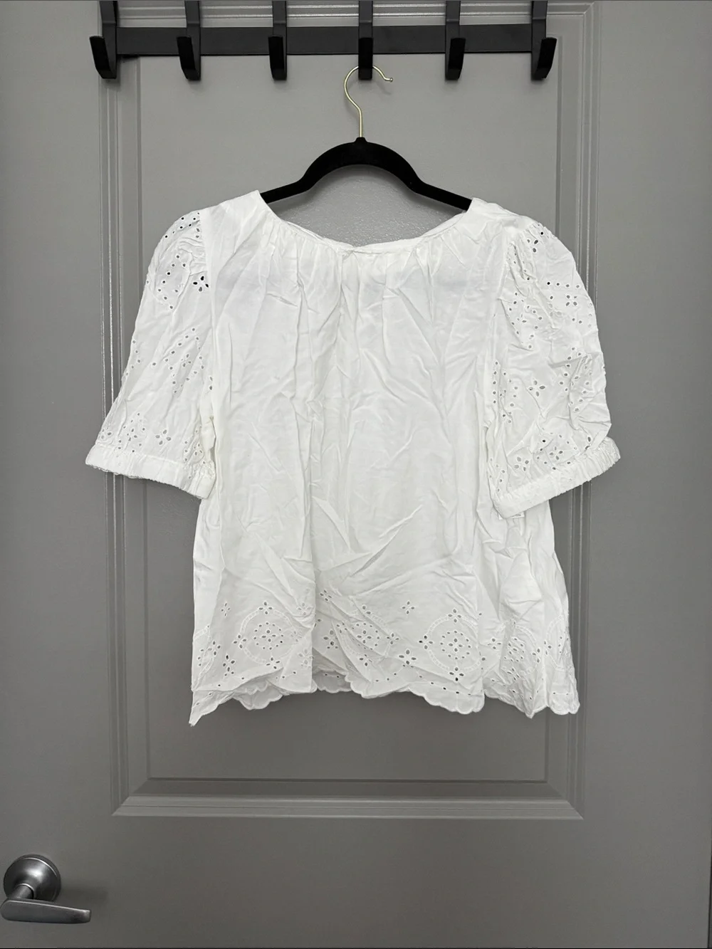 Old Navy White Eyelet Peasant Blouse